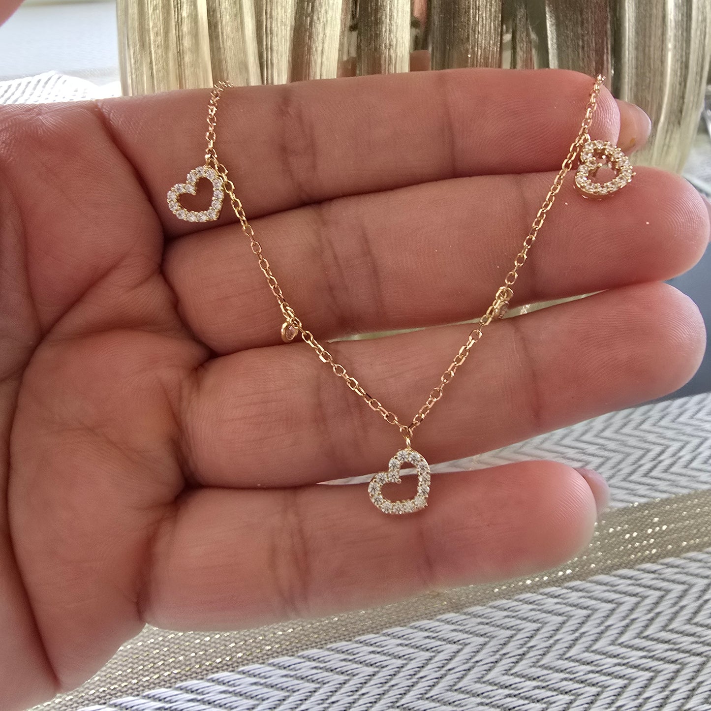 Set de corazones con zircones blanco de 45cm en Oro18kilates italiano amarillo de 3.9 gramos