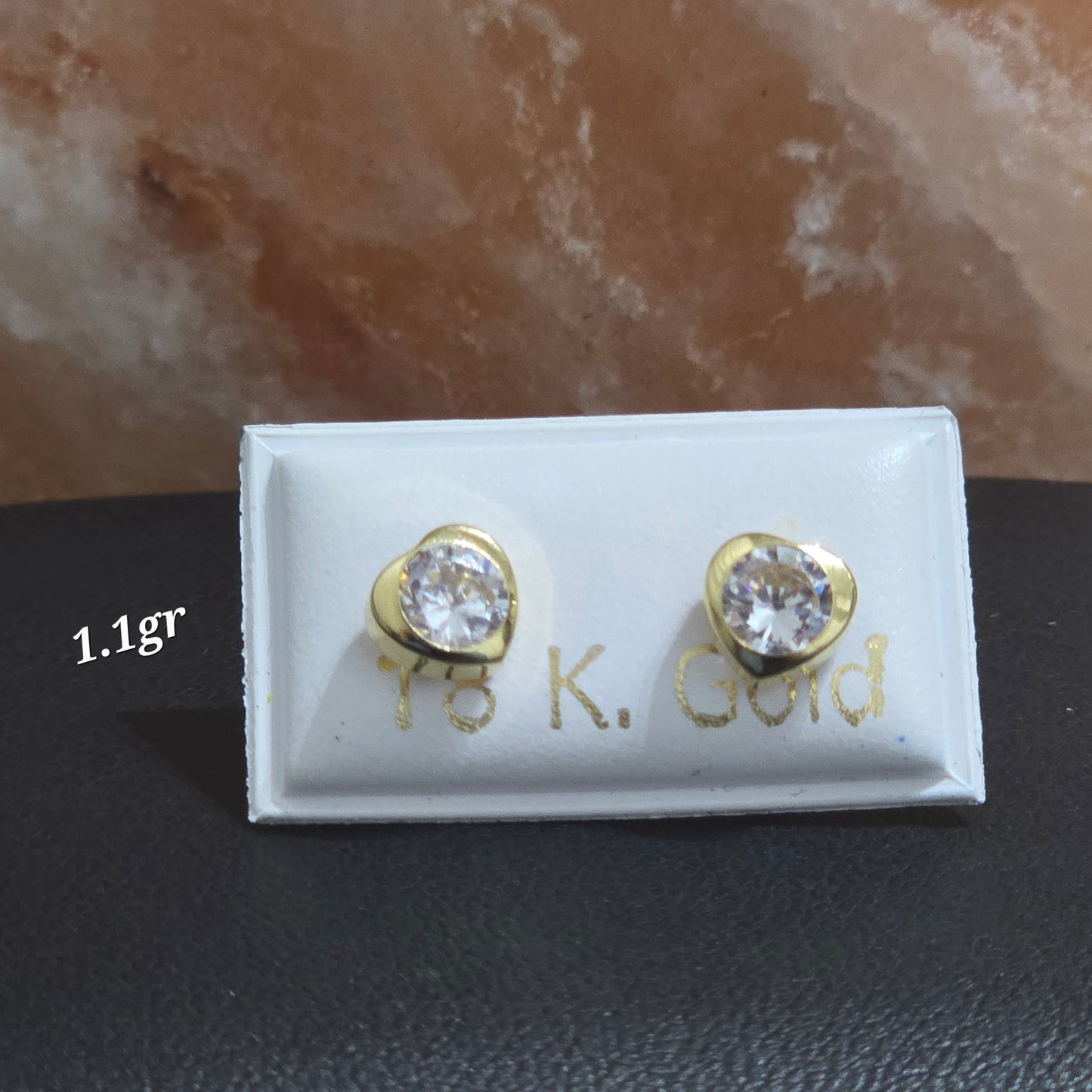 Zarcillos de corazón con zircon blanco de 1.1gr