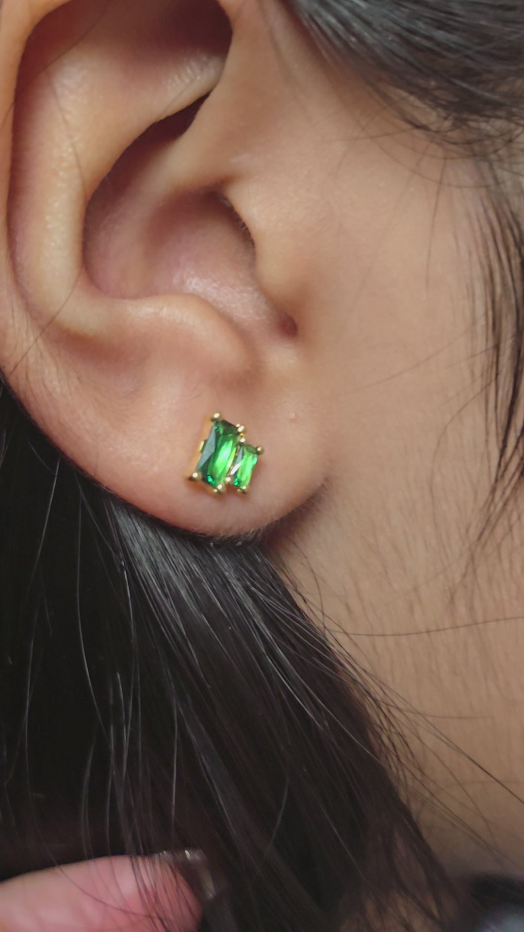 Pendientes de doble circonita verde