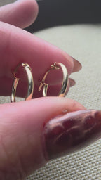 Dainty hoop earrings – solid 18k gold