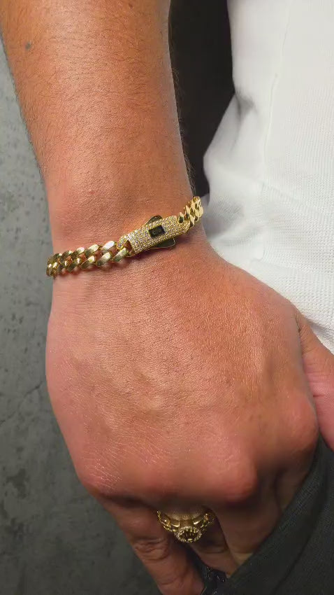 `Cuban bracelet with jeweled clasp – solid 18k gold`