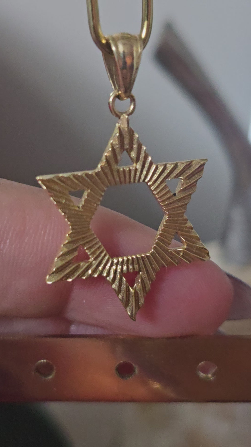 Dije grande de la Estrella de David