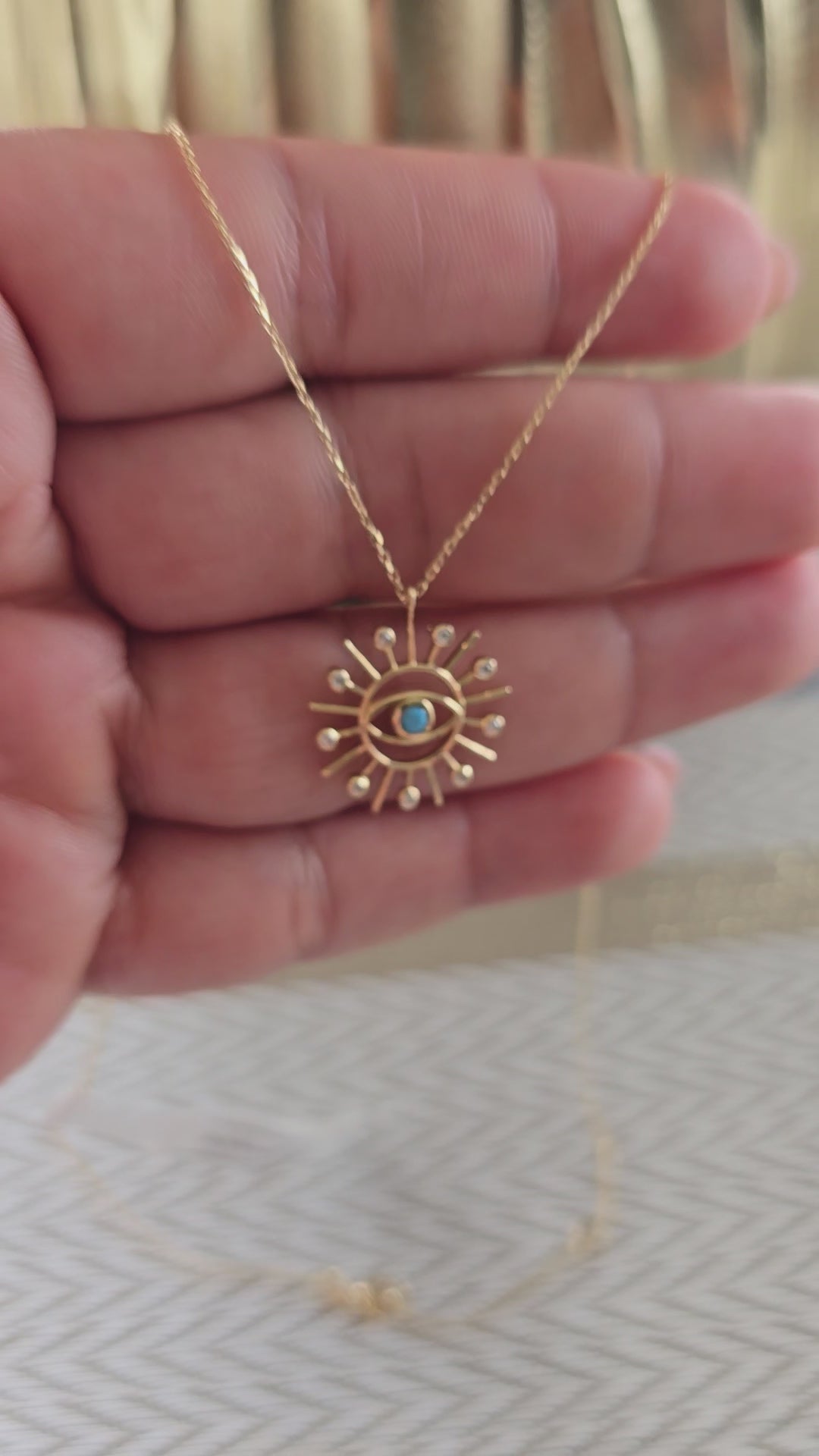 Necklace with pendant