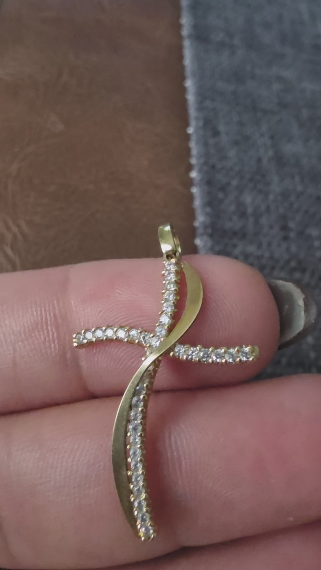 Wave cross pendant – solid 18k gold