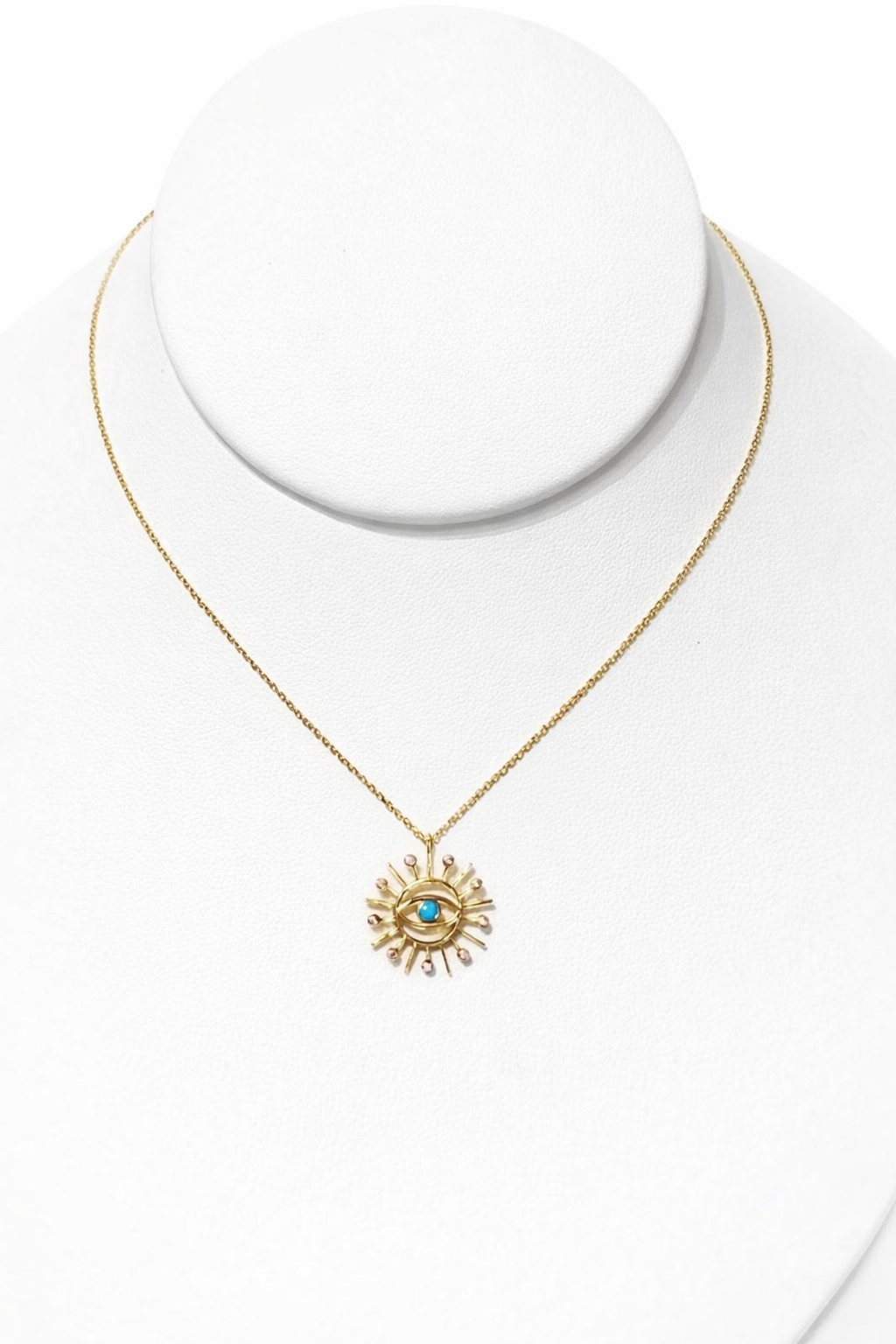 Necklace with pendant