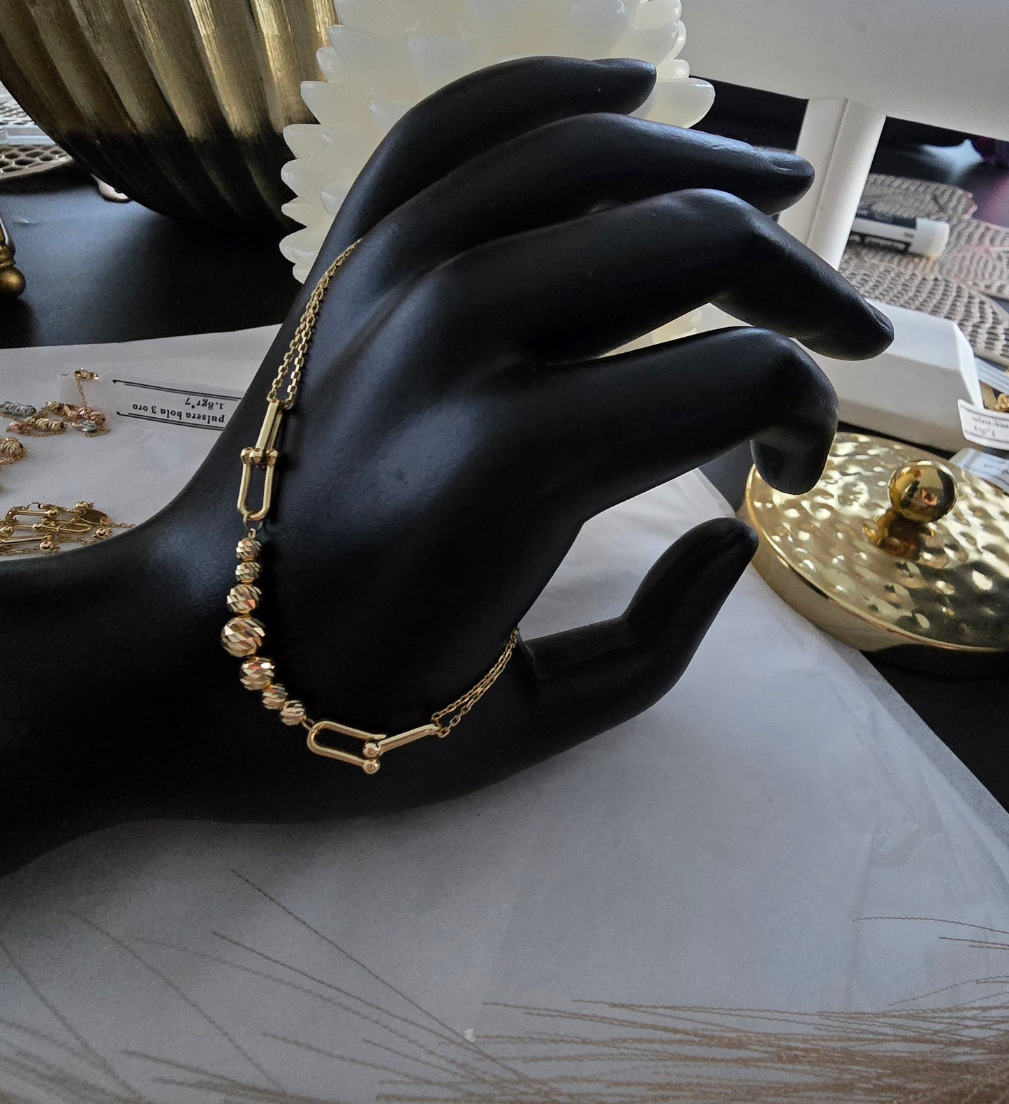 Pulsera bola tiffanny con bolas diamantadas en Oro18kilates italiano de 18 cm y 2.5gramos