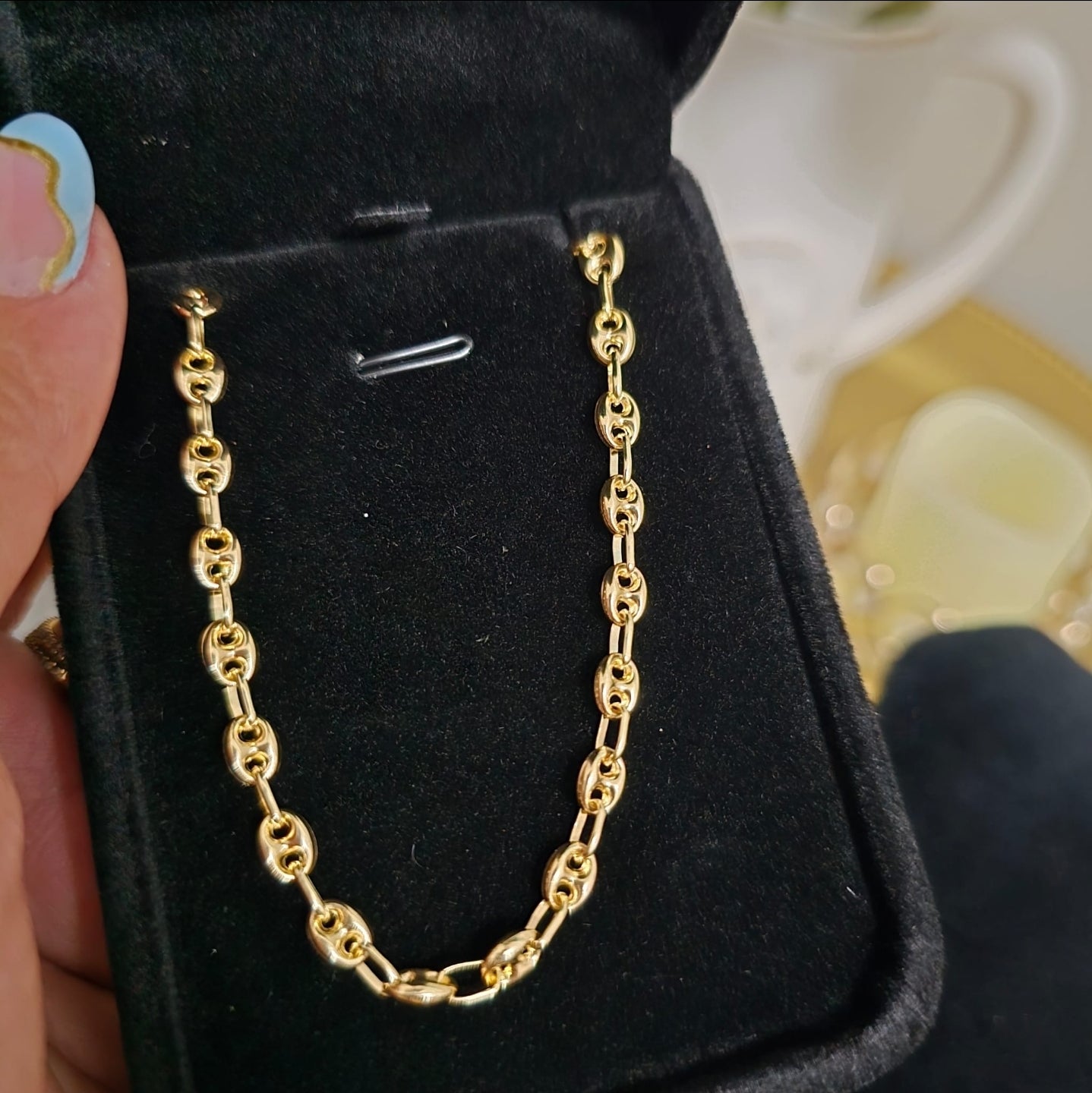 Tobillera en tejido Gucci de 23 cm de 6.3 gramos en Oro18kilates italiano amarillo