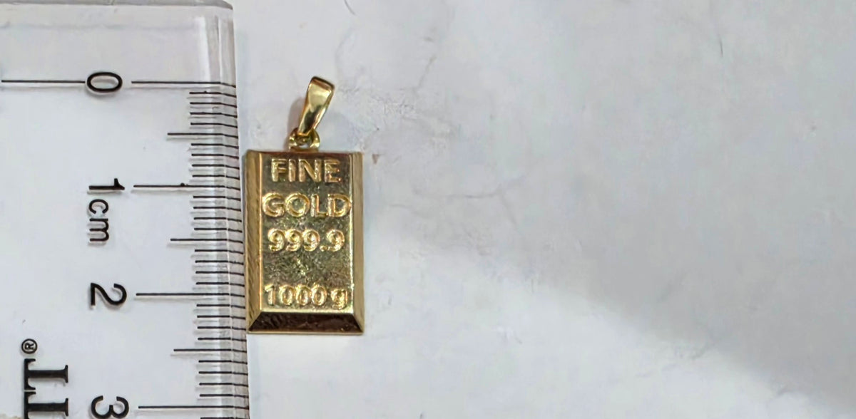 Gold bar pendant – solid 18k gold