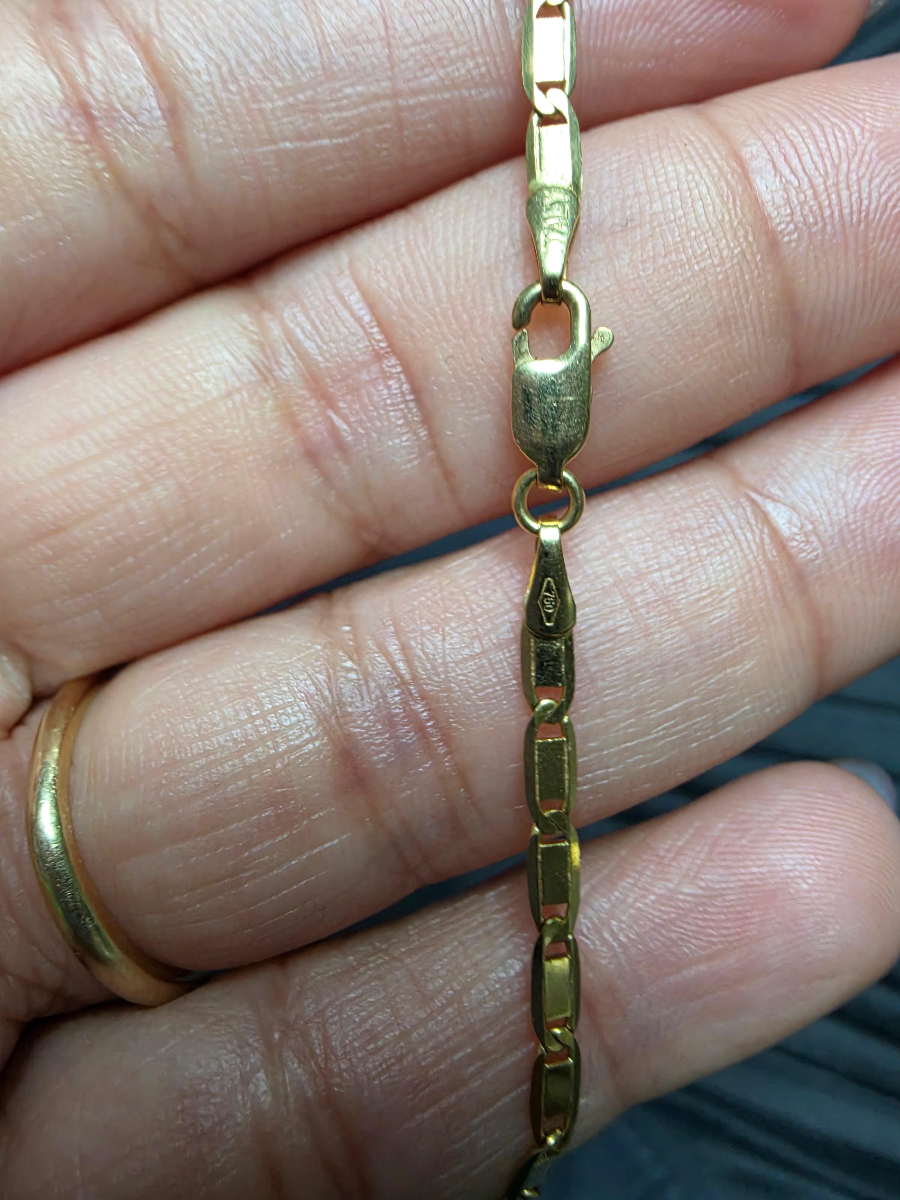 Flat link chain necklace – solid 18k gold