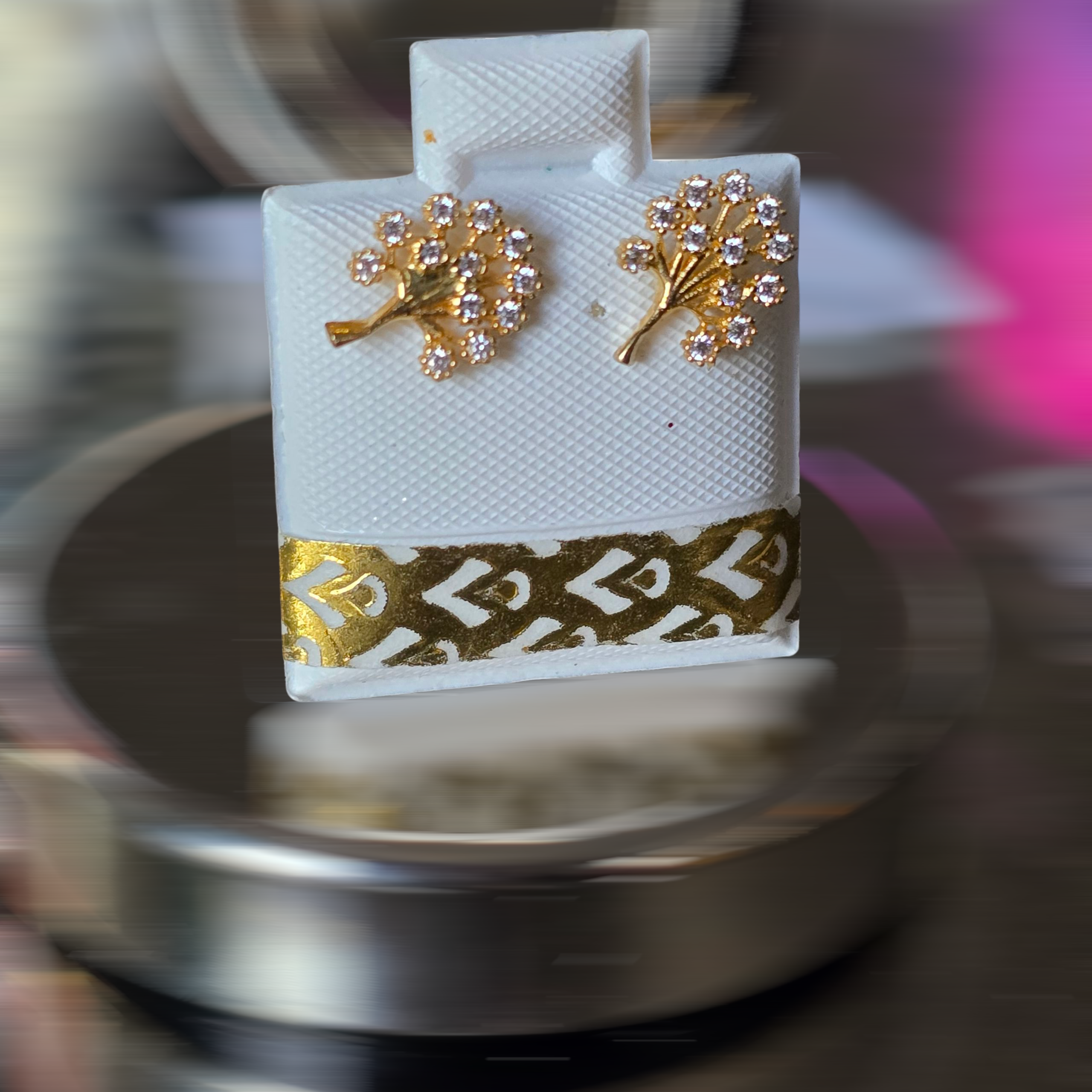 Tree of life earrings with white zircons, 1.3 grams butterfly cap in 18karat Italian yellow gold