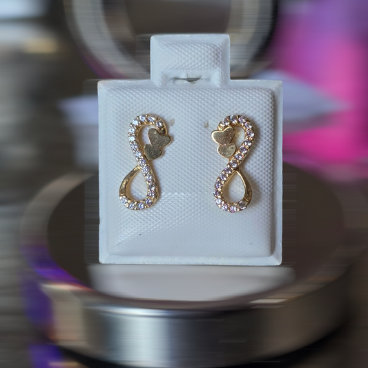 Zarcillos infinito tapa de mariposa de 1.1 gramos en Oro18kilates italiano amarillo con zircones blanco