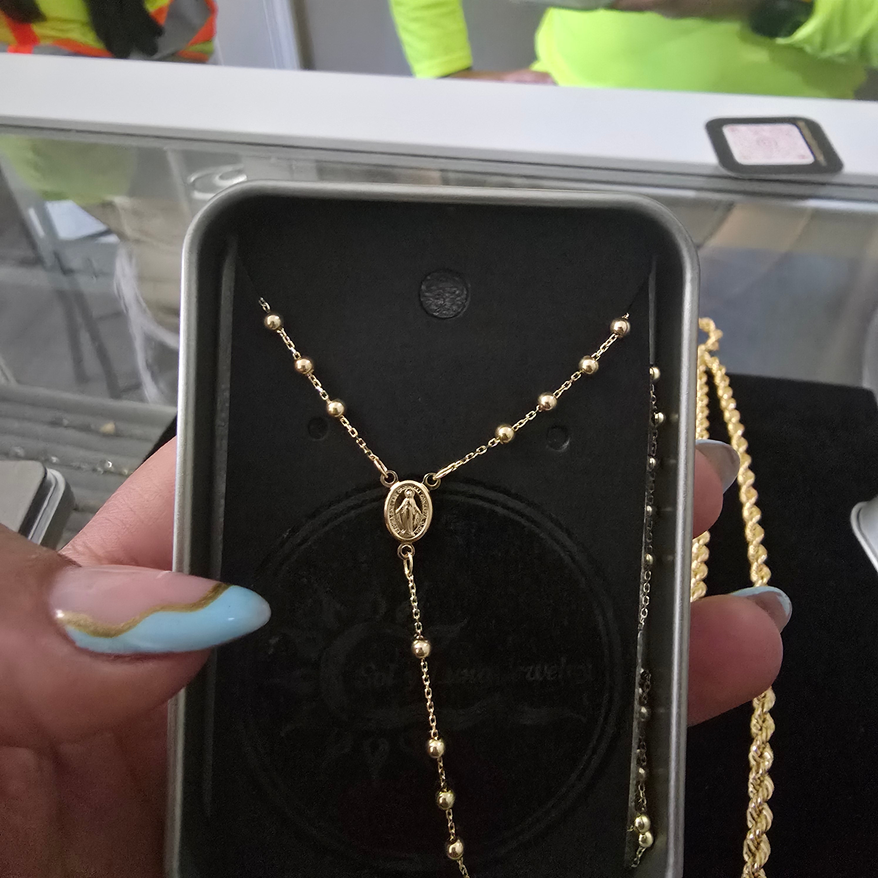 Rosary 3.3 grams 18karat Italian yellow gold