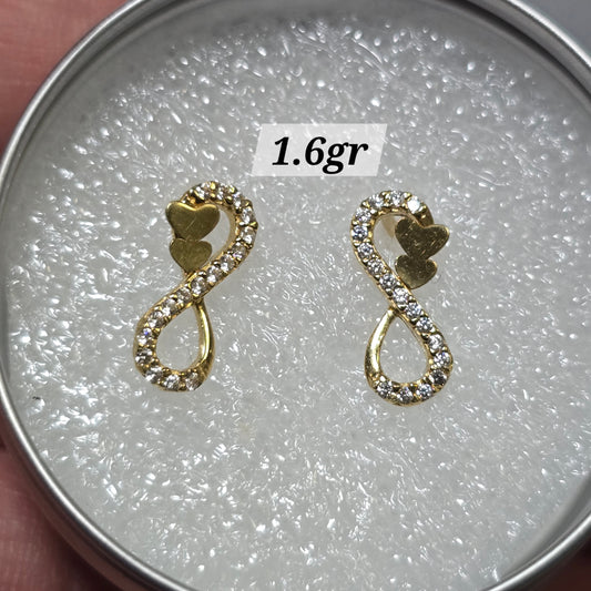 Zarcillos  infinito con tapa de mariposa con zircones  blanco  en Oro18kilates italiano  de 1.6