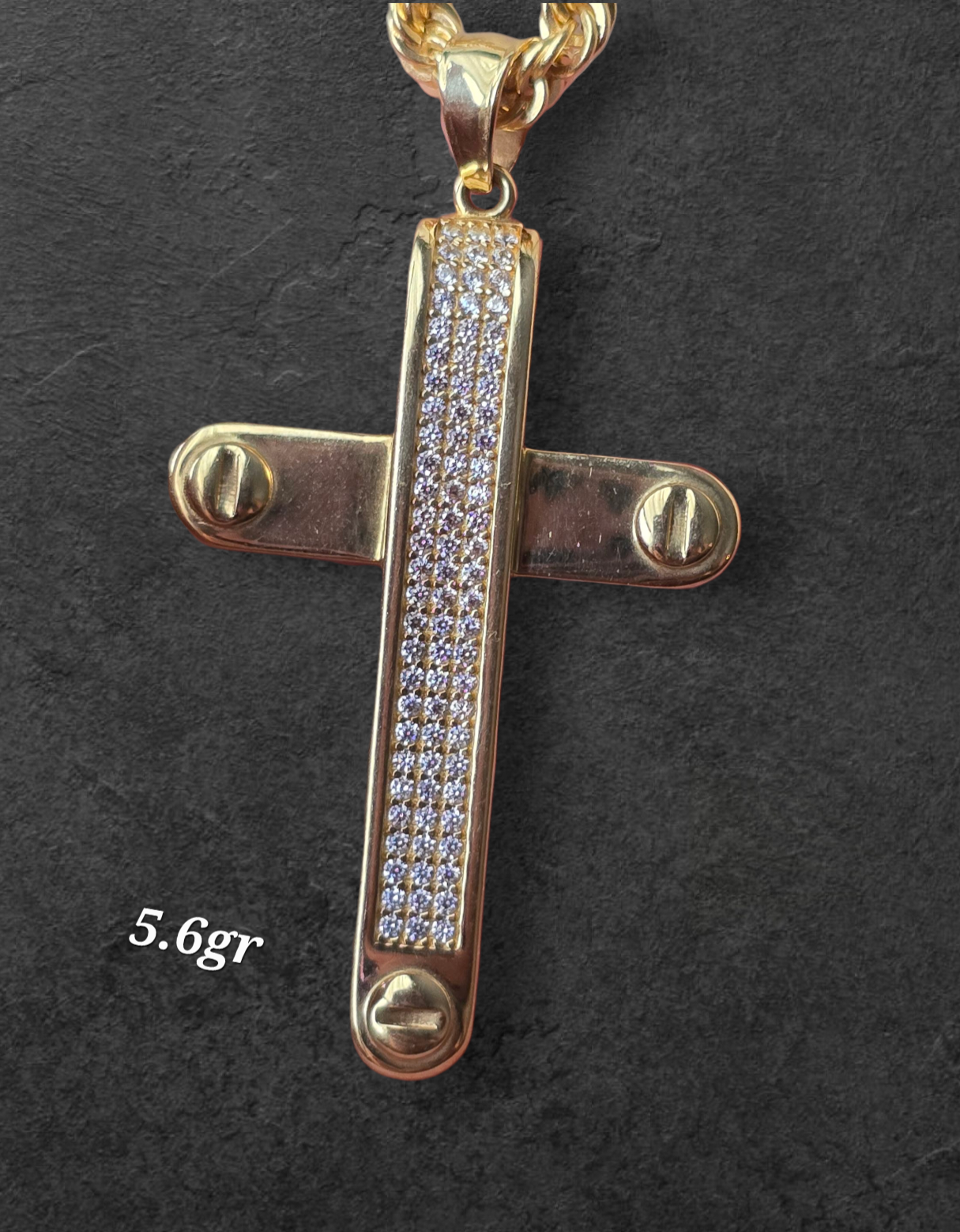 Dije de cruz de 5.6gr