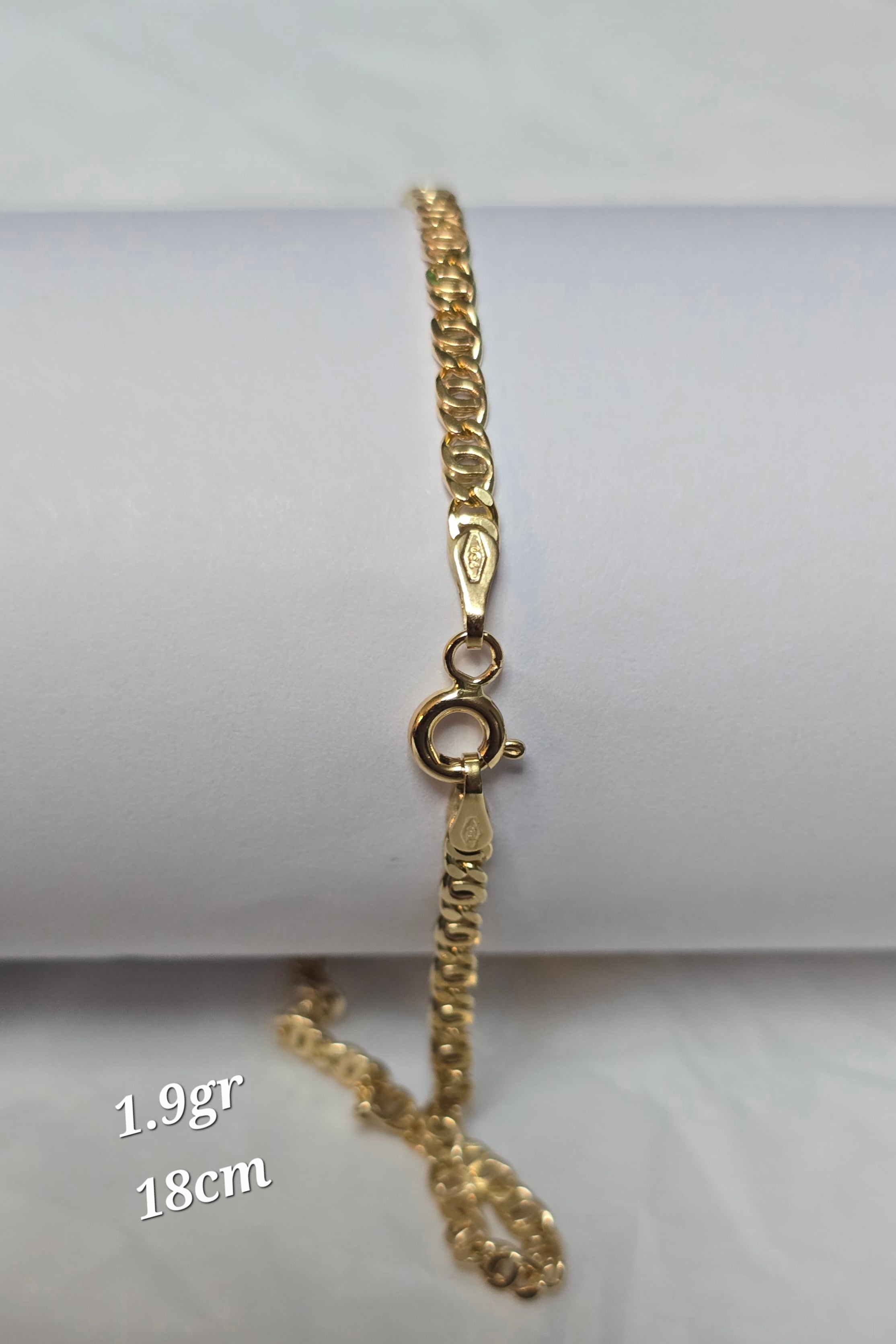 Bird's eye woven bracelet in 18-karat Italian yellow gold, 18 cm, 1.9 grams