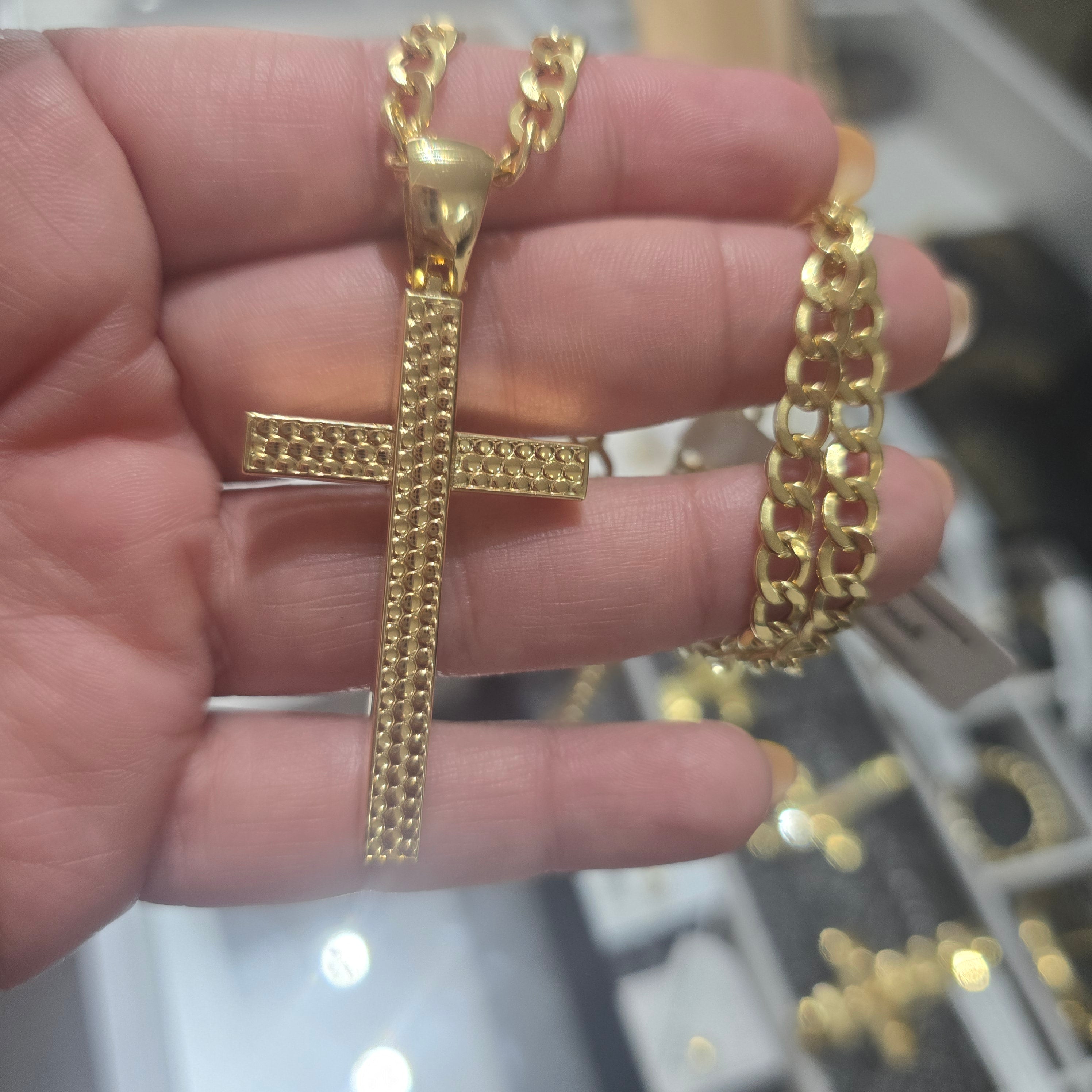 Set with Chinese cross in 18k Italian yellow gold
