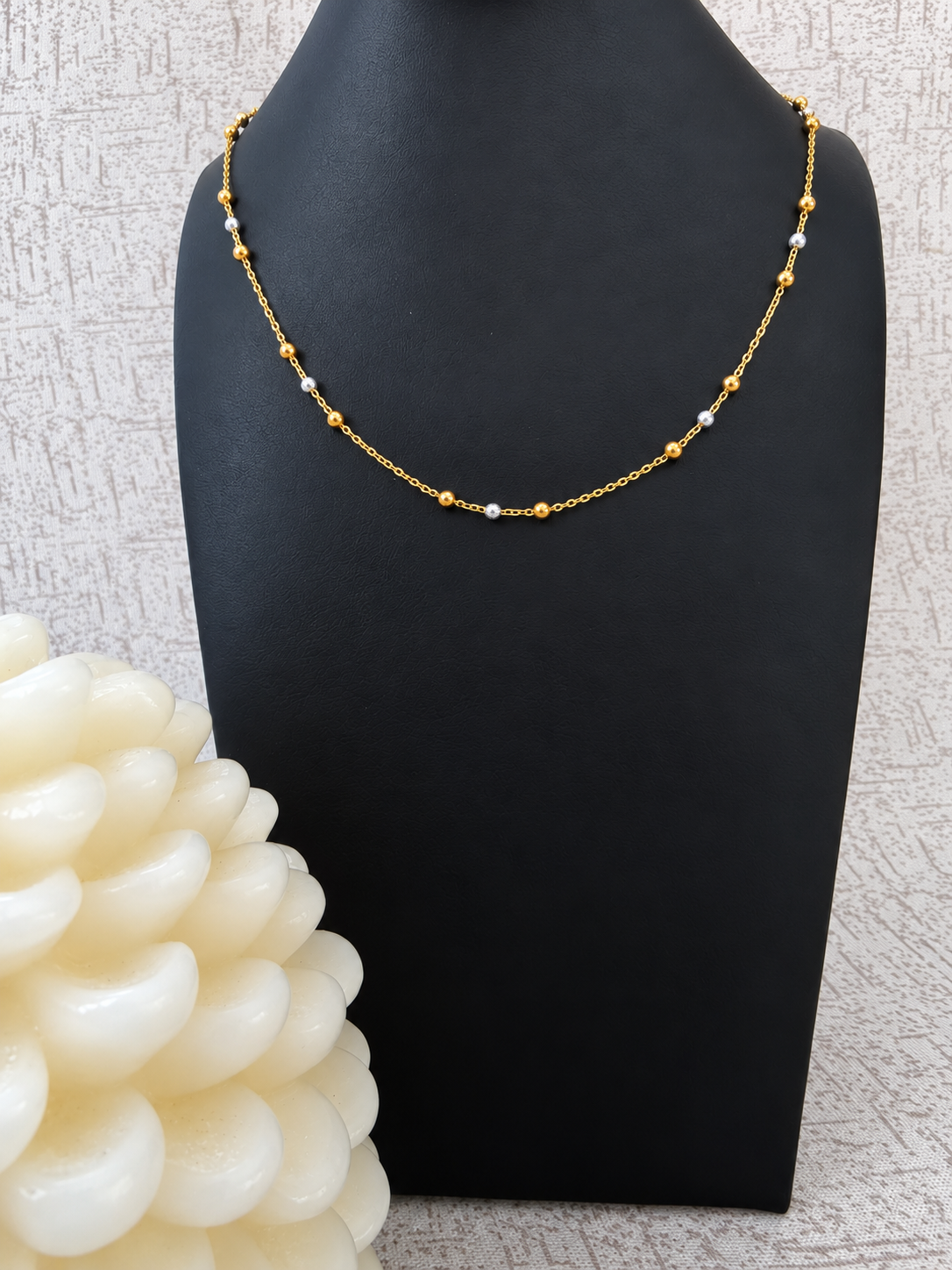Three-tone ball necklace – solid 18k gold