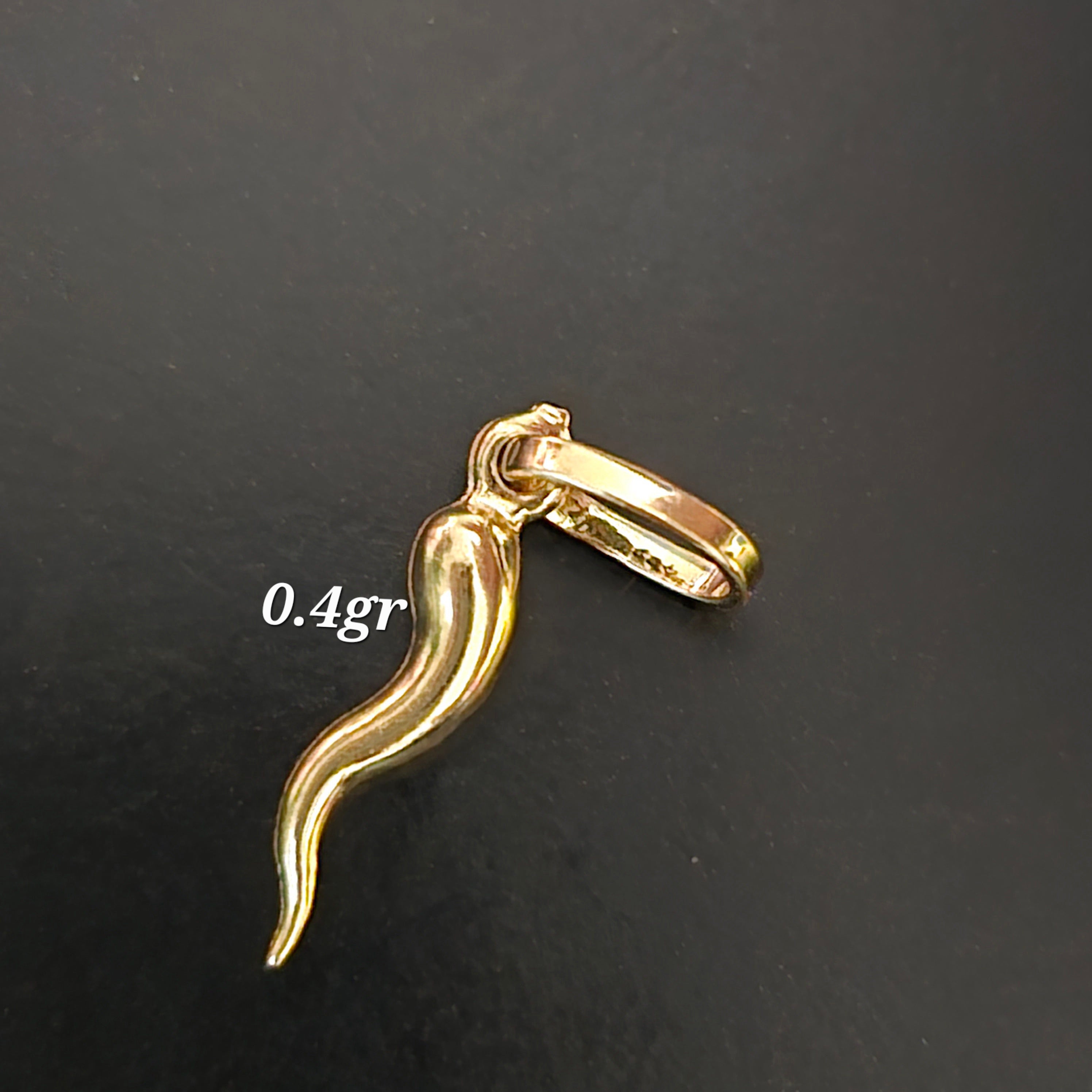 Gold-plated Neapolitan horn pendant in 18-karat Italian yellow gold, 0.4 grams