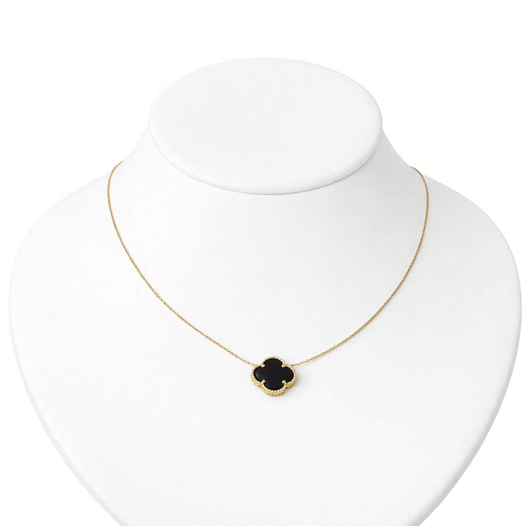 Necklace with pendant