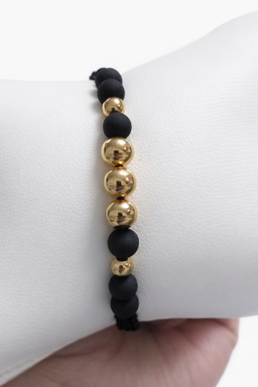 Pulsera con cuentas de oro