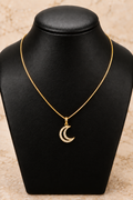 Collar con Dije de Luna – oro sólido de 18 kilates