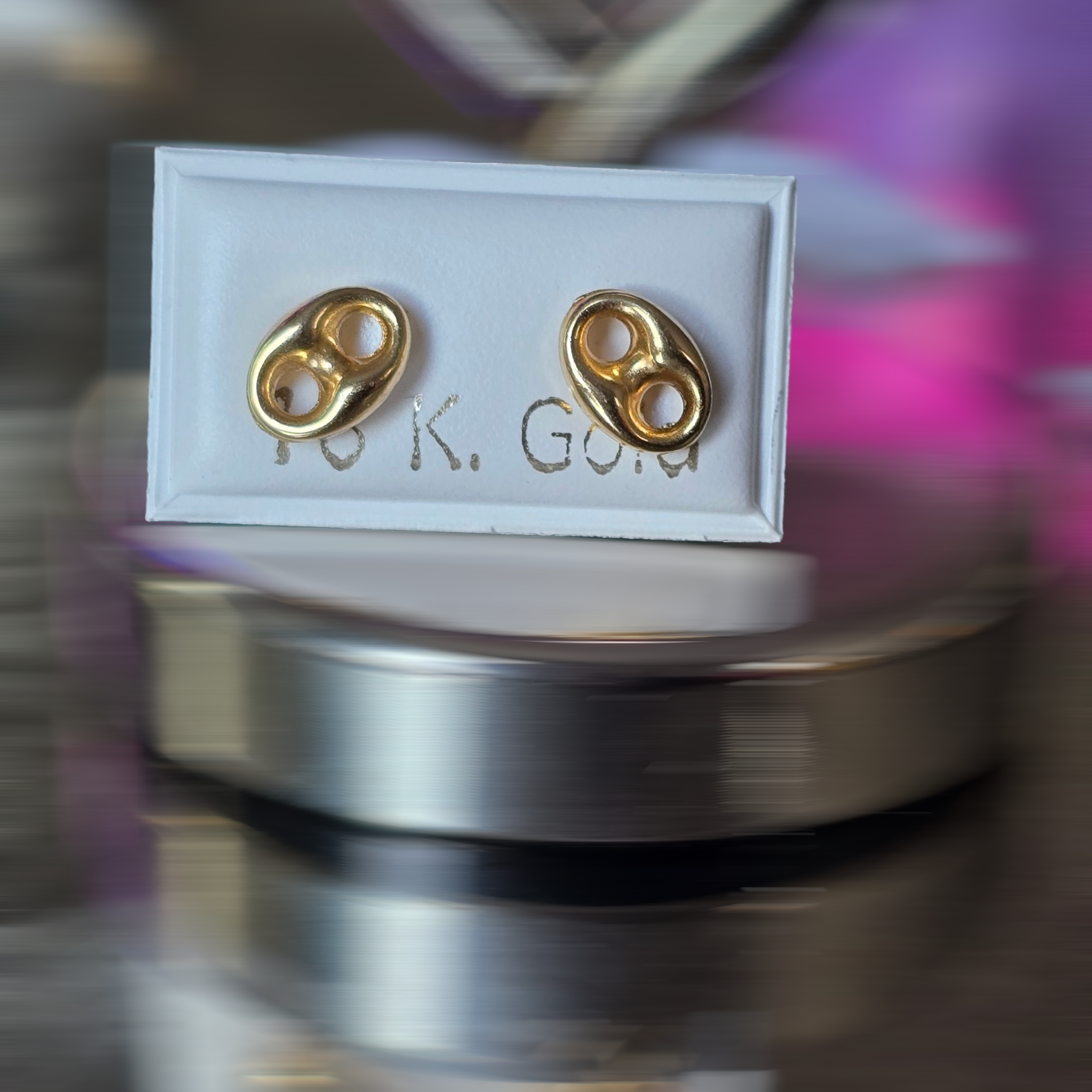 Gcc butterfly-top earrings, 1 gram, in 18-karat Italian yellow gold